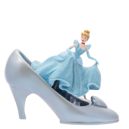 Disney Showcase - 100 Years of Wonder Cinderella and her Glass Slipper Figurine - Giftware Canada Collectibles and Decor