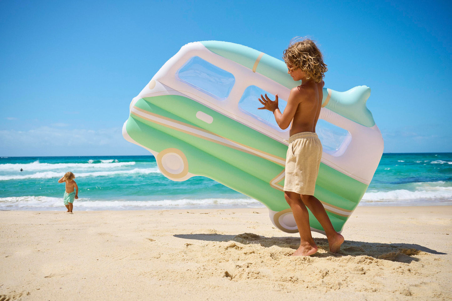 SUNNYLiFE Inflatable Luxe Lie-On Campervan